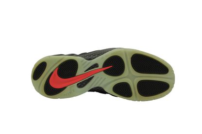 NIKE AIR FOAMPOSITE PRO YEEZY (LIKE NEW)